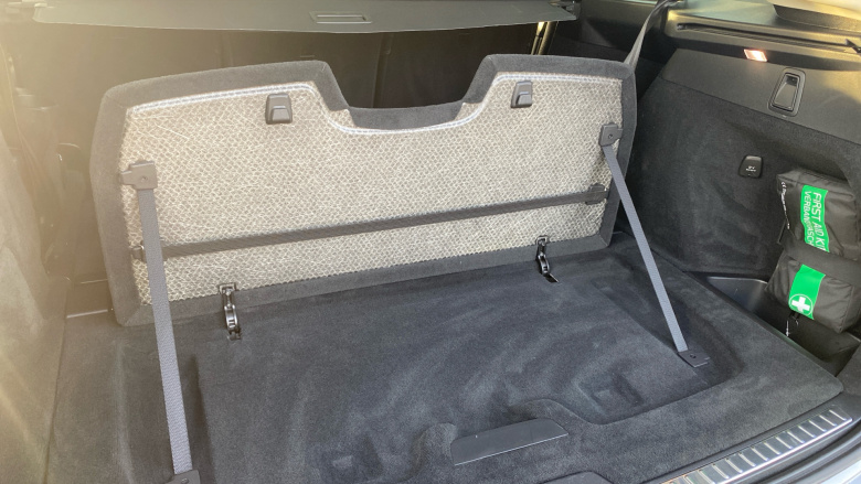 Volvo XC90 2.0 T8 PHEV Ultra Dark 5dr AWD Geartronic Estate